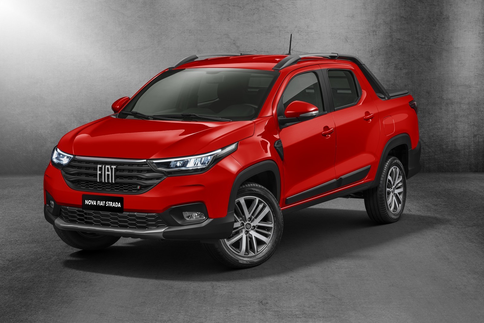 FIAT STRADA VOLCANO CABINE DUPLA